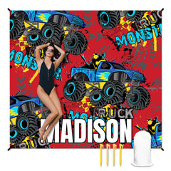 人物沙滩垫无纹理样机 2