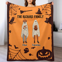 Custom Ghost Family Soft Warm Blanket - Personalized Ghost Patterns and Names - Halloween Home Decor Holiday Party Gift for Family